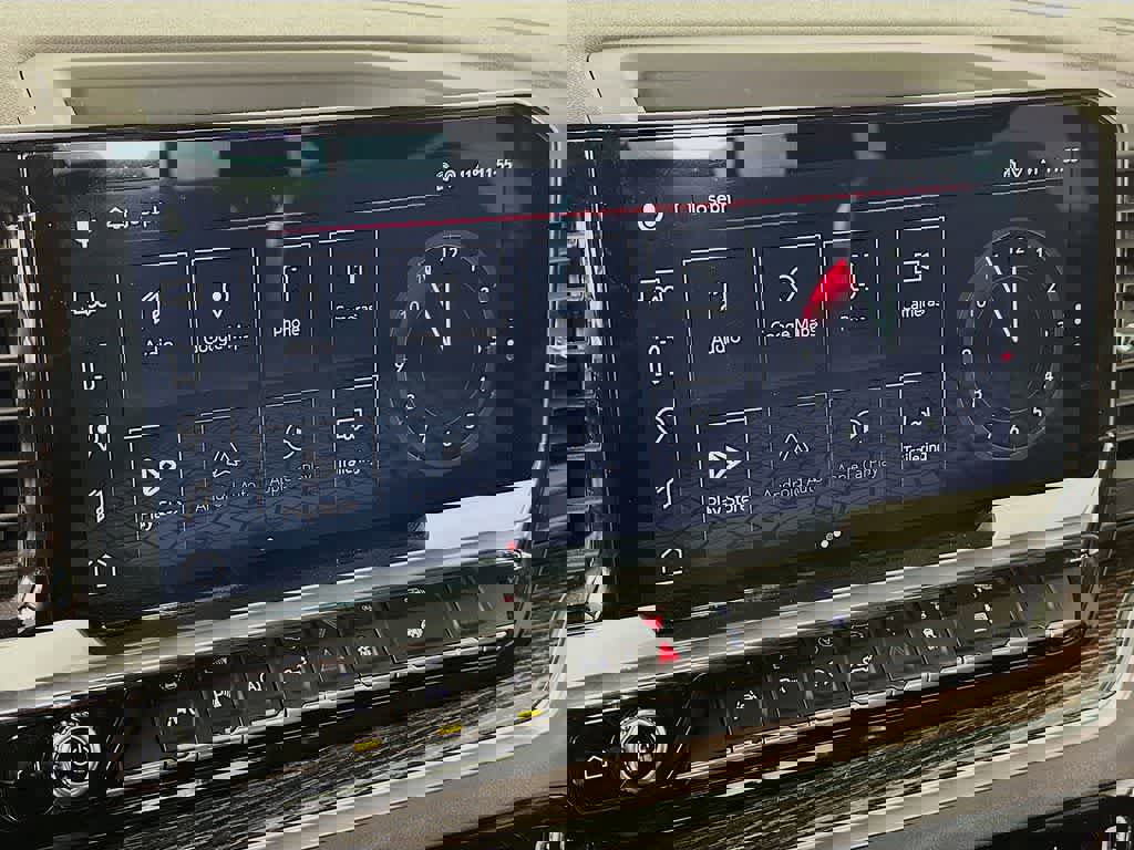 Used 2022 GMC Sierra 1500 Elevation w/ Elevation Premium Package image 20