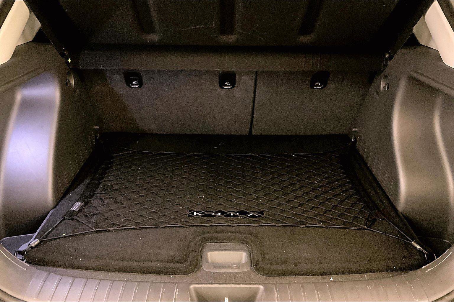 Used 2025 Hyundai Kona SEL image 33