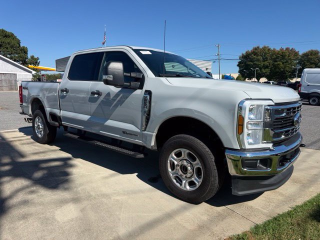 Certified 2026 Ford F250 XLT AWD/4WD image 3