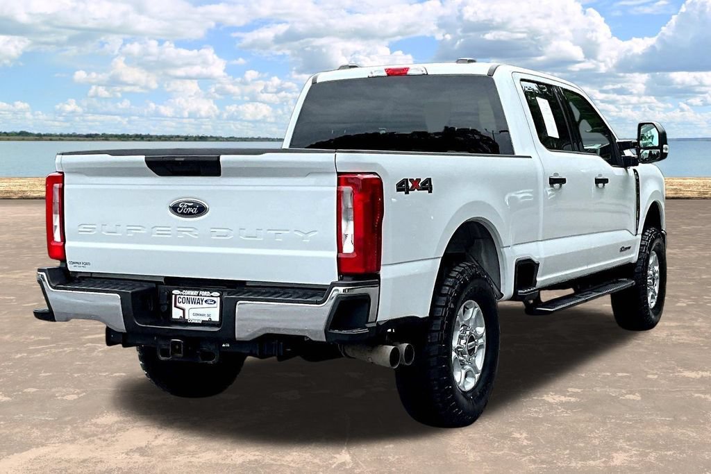 Certified 2025 Ford F250 XLT AWD/4WD image 8