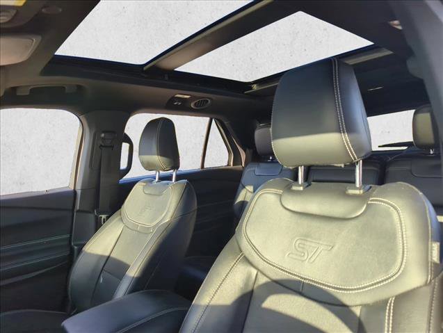 Certified 2022 Ford Explorer ST w/ Equipment Group 401A image 15