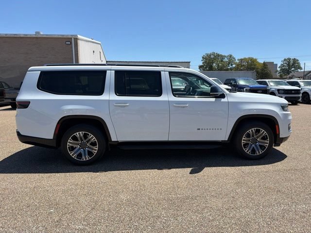 Used 2024 Jeep Wagoneer L 4WD w/ Premium Group I image 3