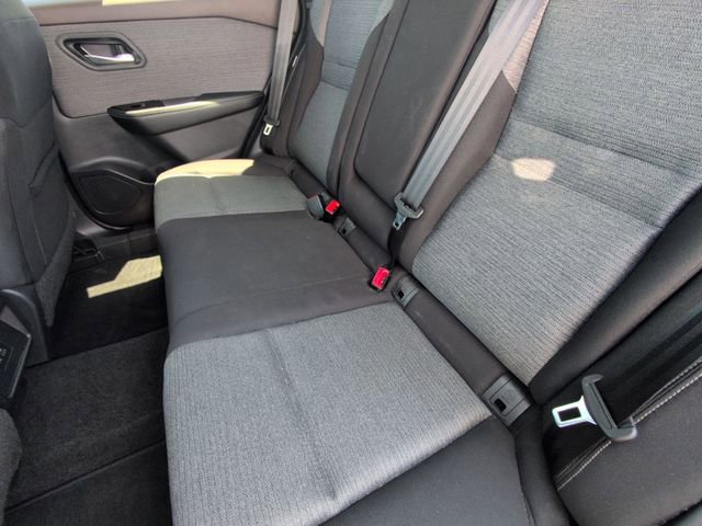 Used 2023 Nissan Rogue SV FWD image 15
