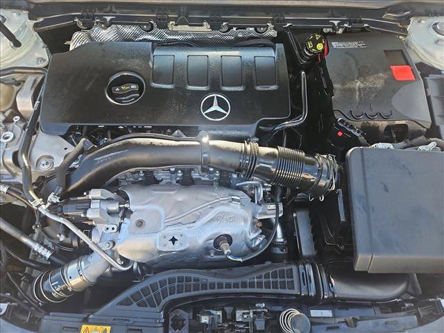 Used 2021 Mercedes-Benz CLA 250 image 22