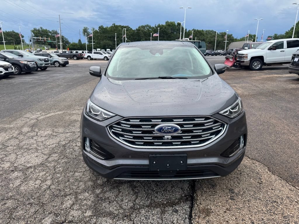 Certified 2022 Ford Edge Titanium w/ Equipment Group 301A AWD/4WD image 2