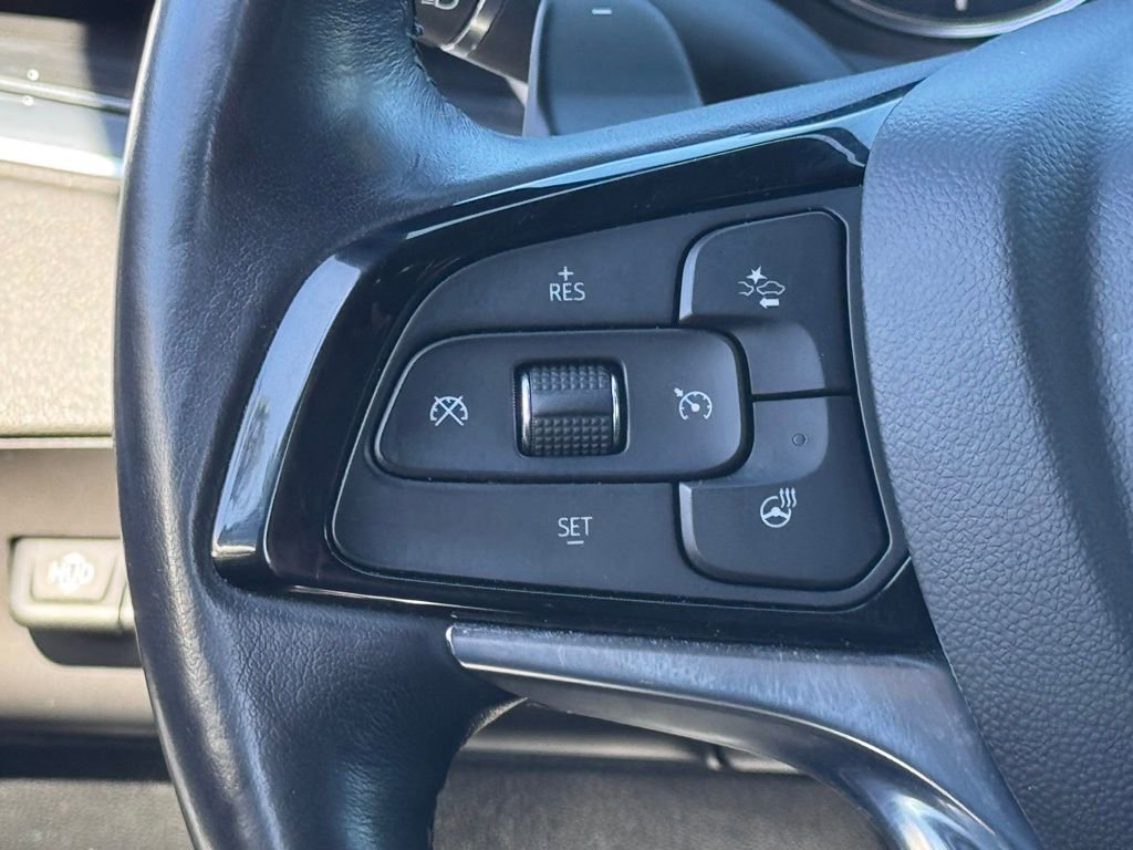 Used 2024 Buick Enclave Premium image 23