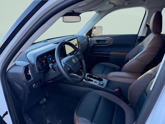 Certified 2025 Ford Bronco Sport Outer Banks w/ Outer Banks Tech Package+ AWD/4WD image 4