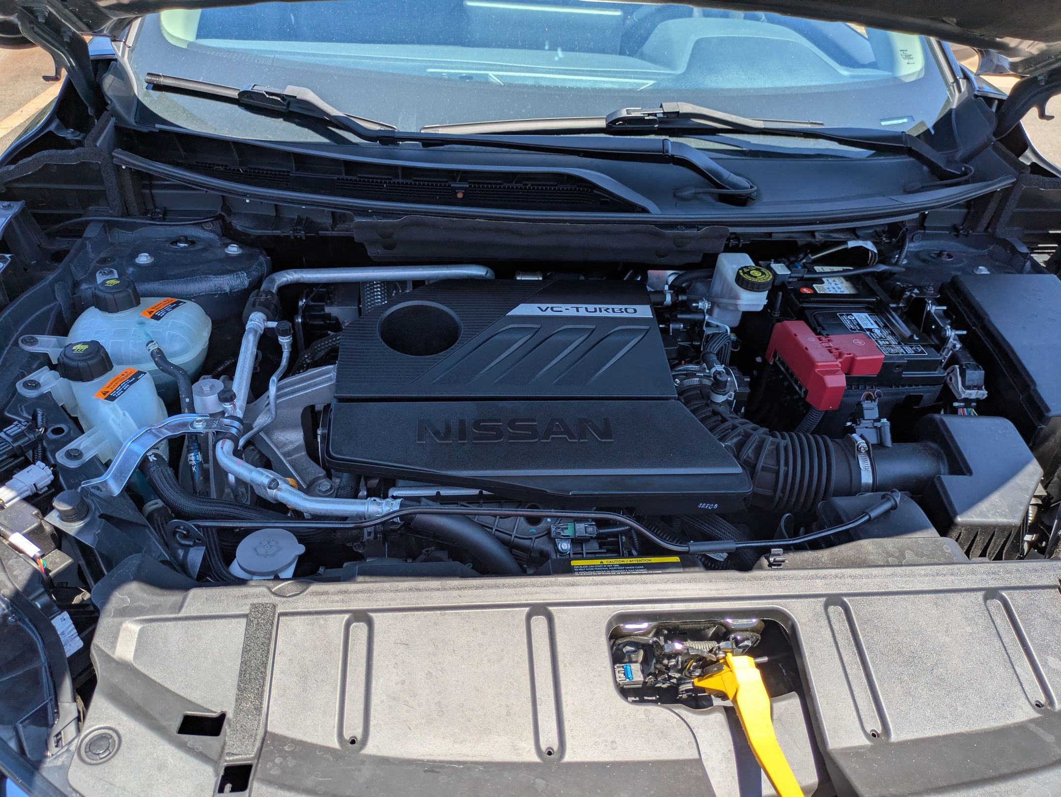 Used 2024 Nissan Rogue SL FWD image 40