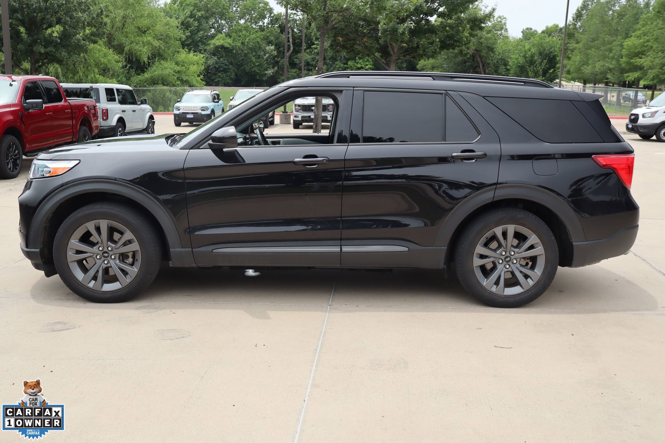 Certified 2023 Ford Explorer XLT w/ Equipment Group 202A RWD image 7