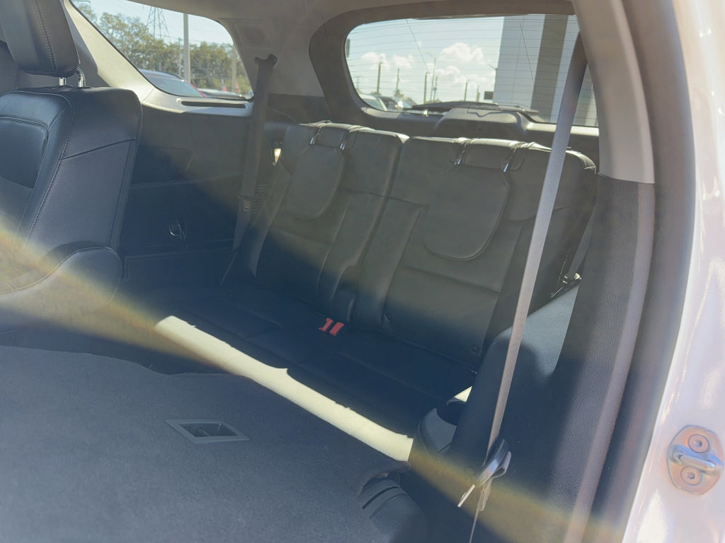 Certified 2022 Ford Explorer Limited w/ Limited Technology Package RWD image 13
