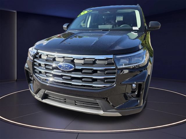 Certified 2025 Ford Explorer Active w/ Active Comfort Package RWD image 9