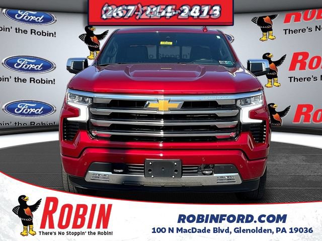 Used 2023 Chevrolet Silverado 1500 High Country w/ High Country Premium Package AWD/4WD image 2
