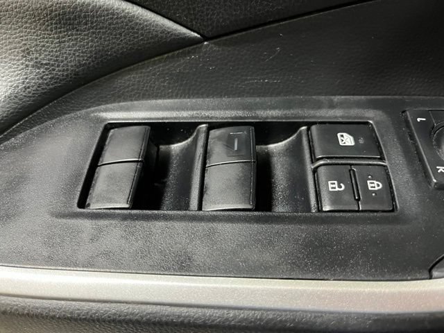 Used 2024 Toyota RAV4 LE AWD/4WD image 12