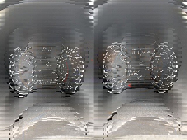 Used 2022 Nissan Armada SV w/ SV Appearance Package image 11