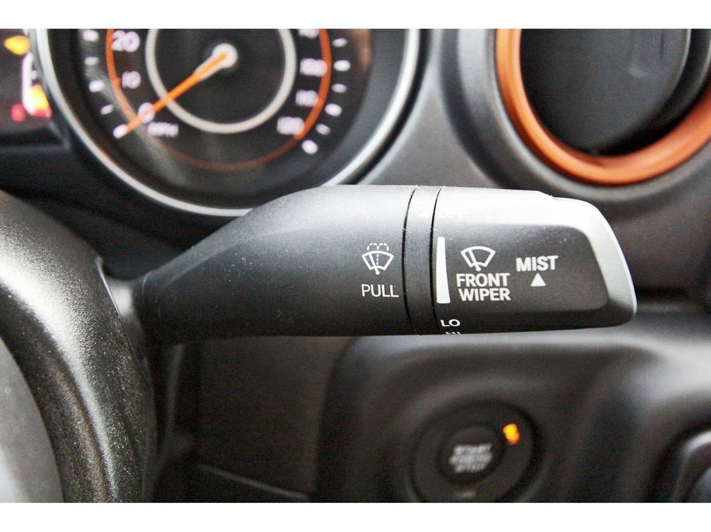 Used 2023 Jeep Gladiator Mojave image 18