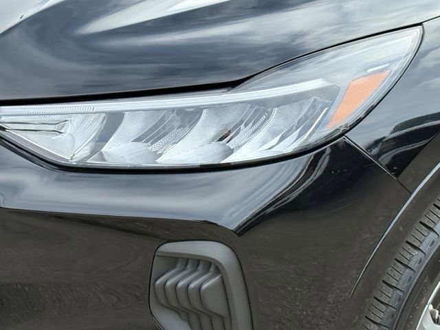 Certified 2023 Ford Escape ST-Line image 25