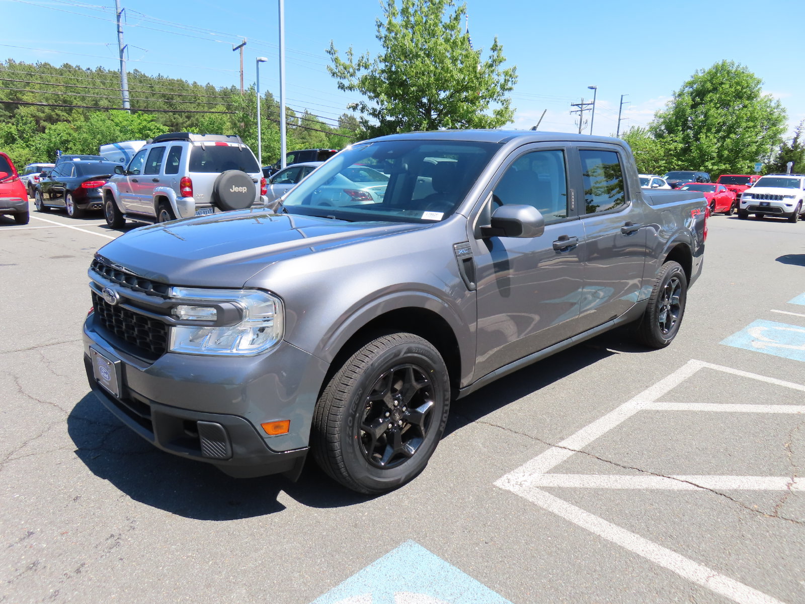 Certified 2022 Ford Maverick XLT w/ Equipment Group 300A Standard AWD/4WD image 3