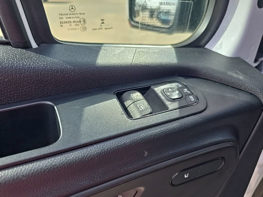 Used 2024 Mercedes-Benz Sprinter 2500 image 19