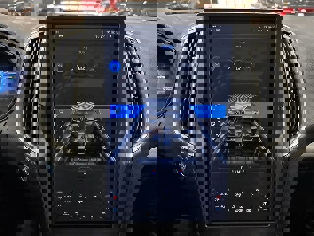 Certified 2024 Ford Edge SEL w/ Convenience Package image 10