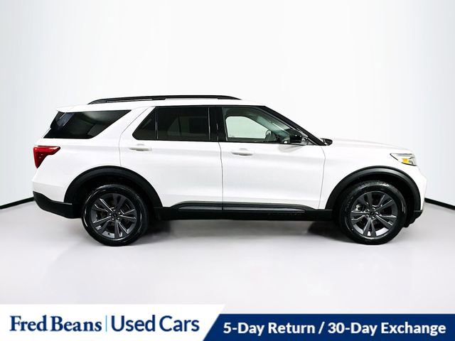 Certified 2023 Ford Explorer XLT image 9