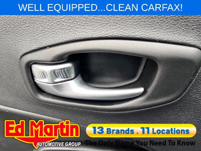 Used 2019 Jeep Compass Limited AWD/4WD image 21
