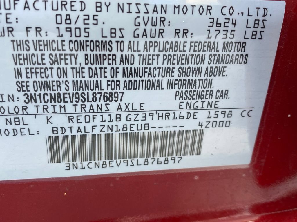 Used 2025 Nissan Versa SV w/ Trunk Package FWD image 30