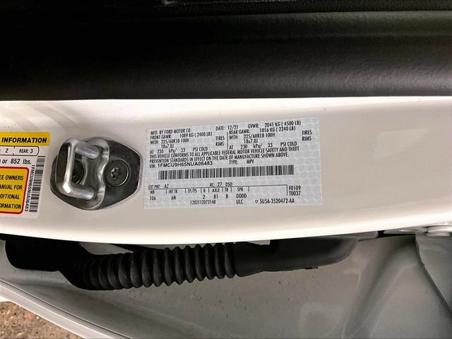 Certified 2022 Ford Escape SEL w/ Technology Package AWD/4WD image 32