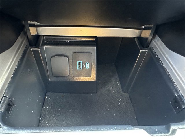 Certified 2022 Ford Explorer ST-Line w/ Class IV Trailer Tow Package image 25