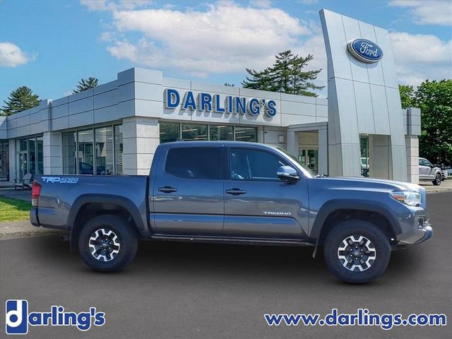 Used 2019 Toyota Tacoma TRD Off-Road w/ TRD Premium Off Road Package AWD/4WD image 4