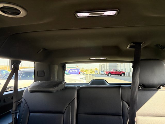 Used 2021 Chevrolet Suburban Z71 AWD/4WD image 33