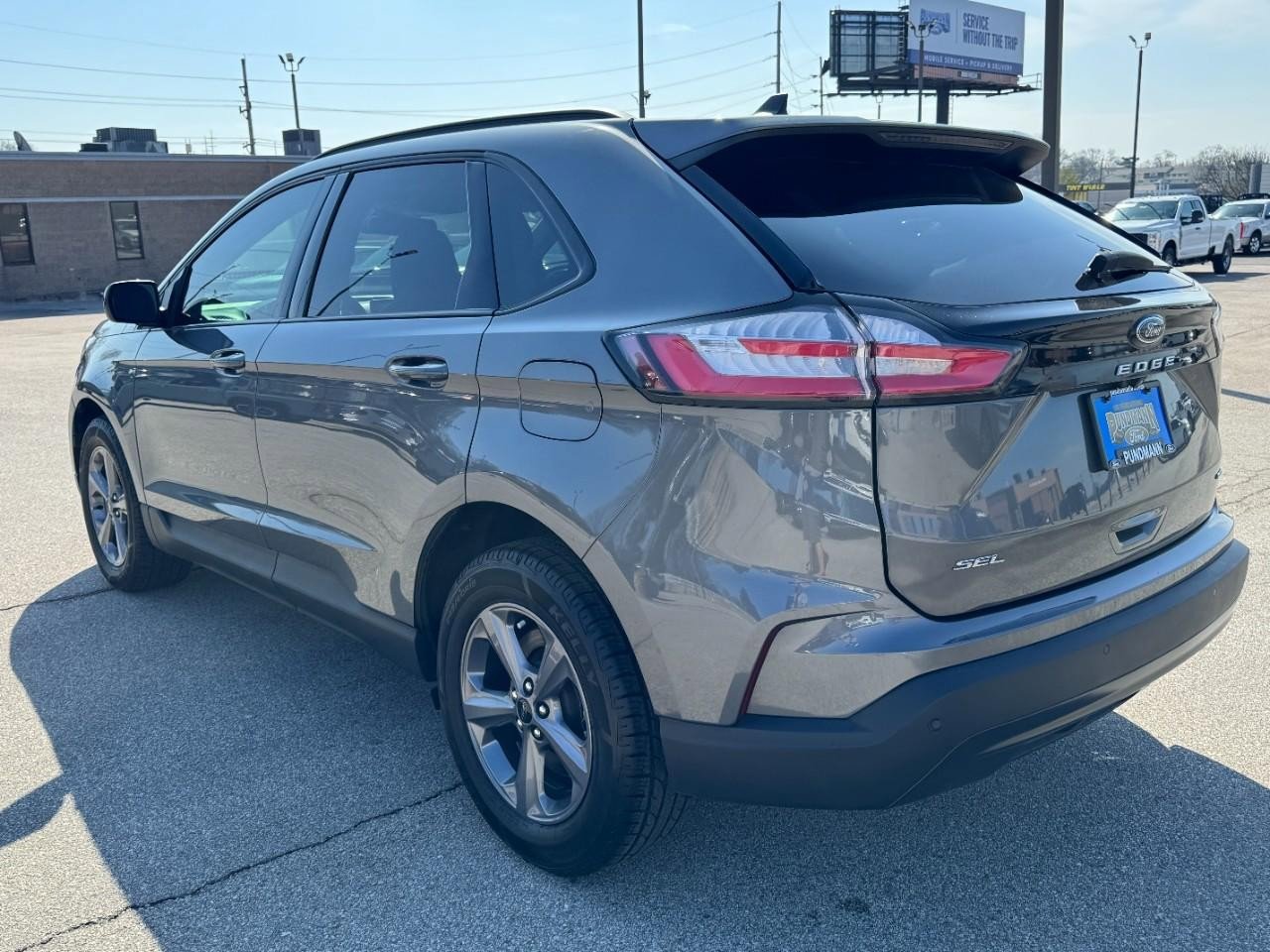 Certified 2023 Ford Edge SEL w/ Sport Appearance Package image 5