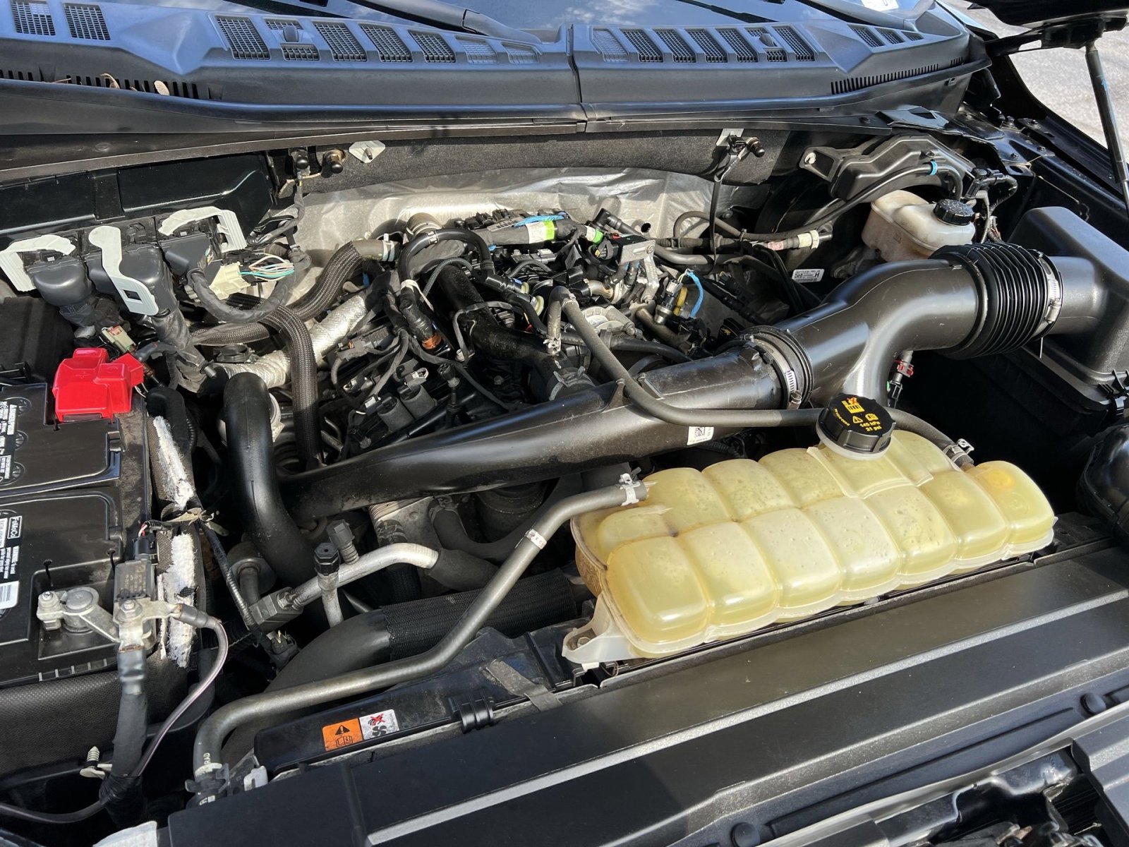 Certified 2019 Ford F150 XLT w/ Equipment Group 302A Luxury AWD/4WD image 35