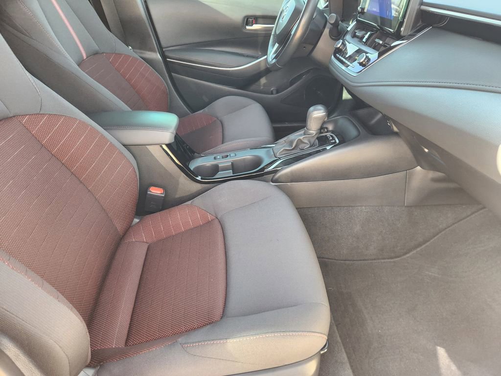 Used 2023 Toyota Corolla SE image 13