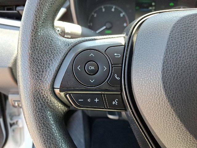 Used 2025 Toyota Corolla LE FWD image 21