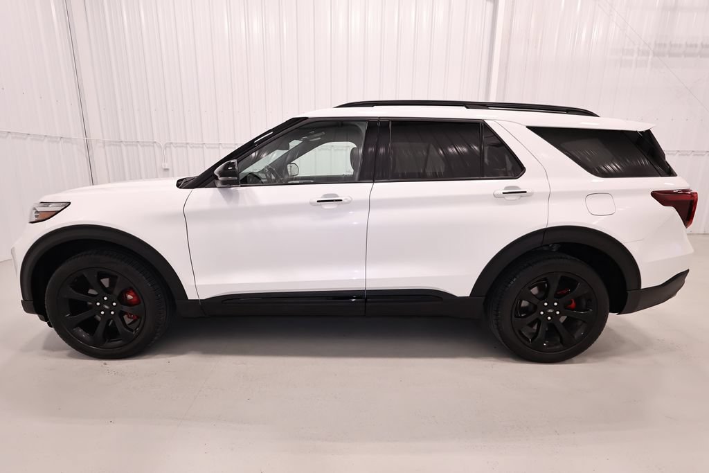 Certified 2022 Ford Explorer ST w/ Equipment Group 401A AWD/4WD image 7
