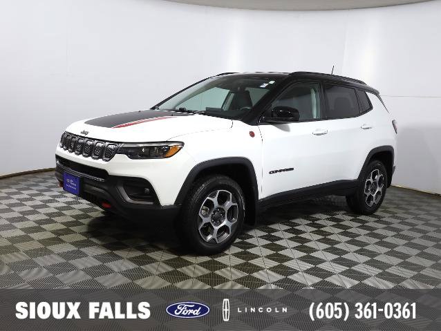 Used 2022 Jeep Compass Trailhawk w/ Trailhawk Elite Group image 1