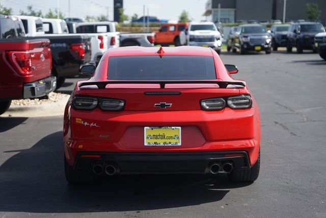 Used 2022 Chevrolet Camaro SS RWD image 7