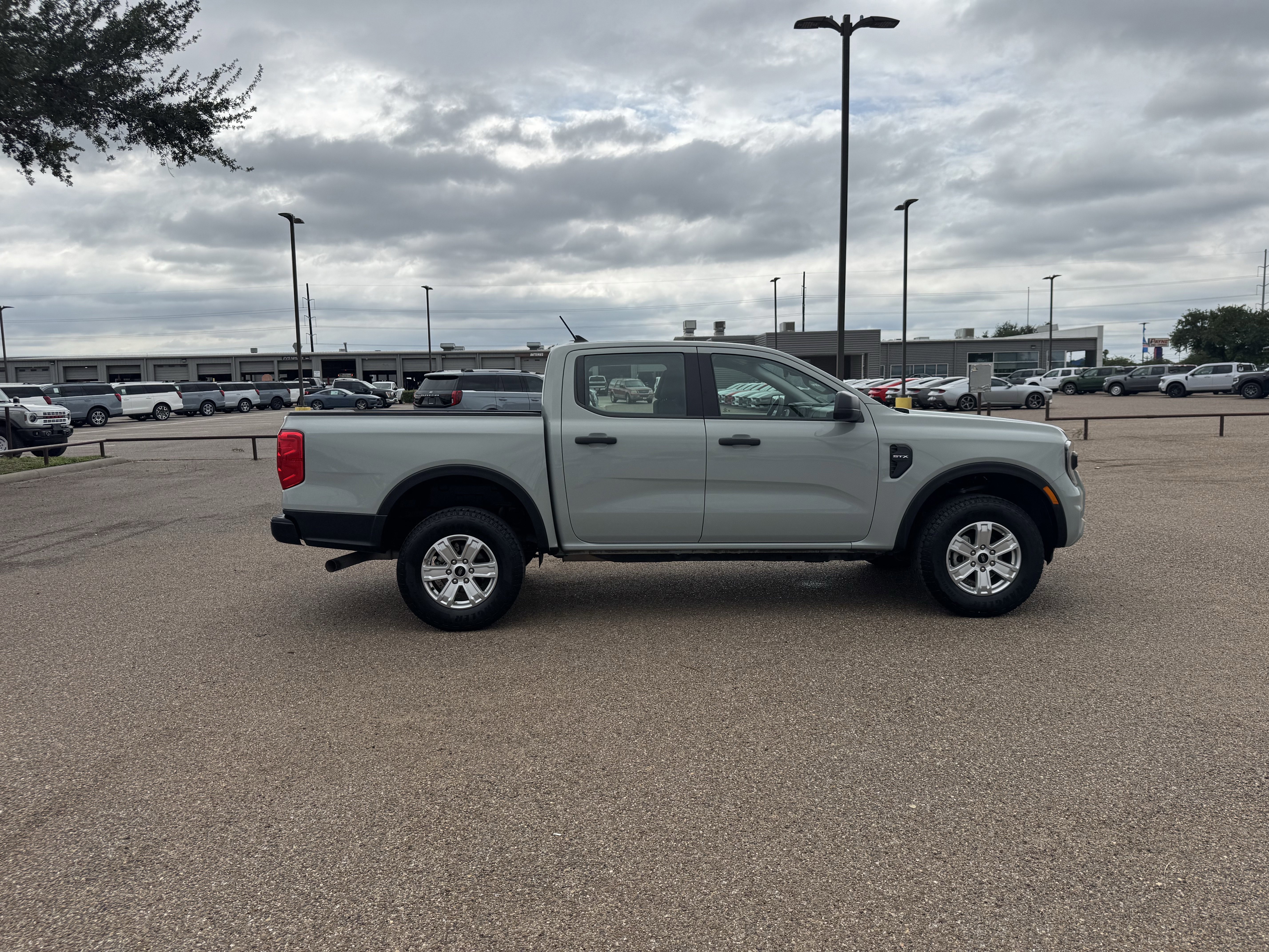 Certified 2024 Ford Ranger XL w/ Trailer Tow Package RWD image 4