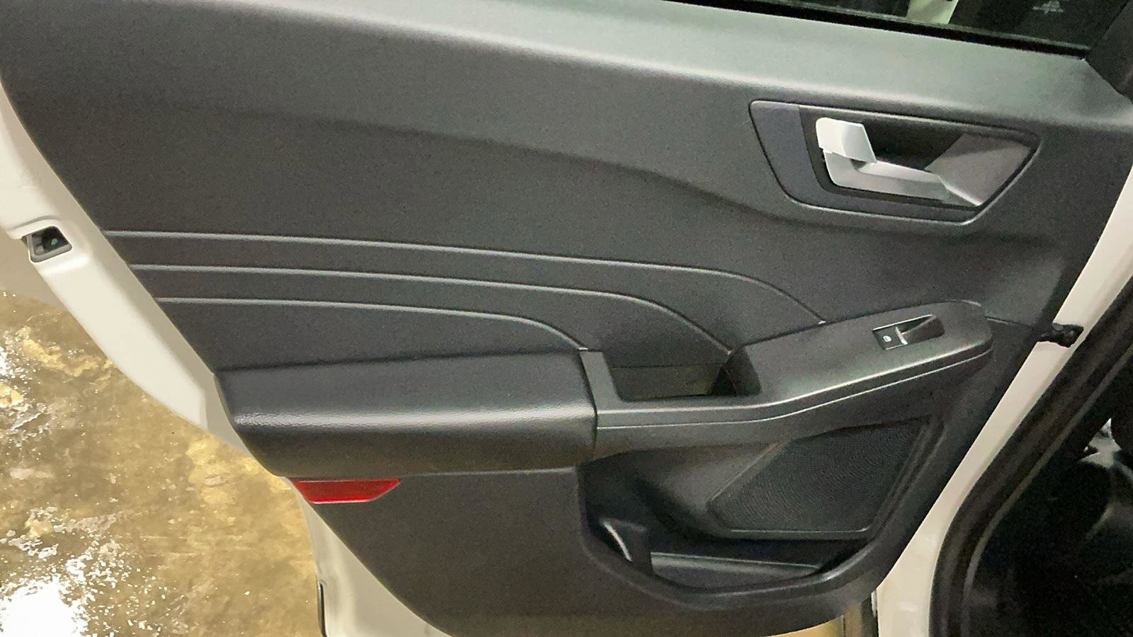 Certified 2021 Ford Escape SE w/ Cold Weather Package image 16