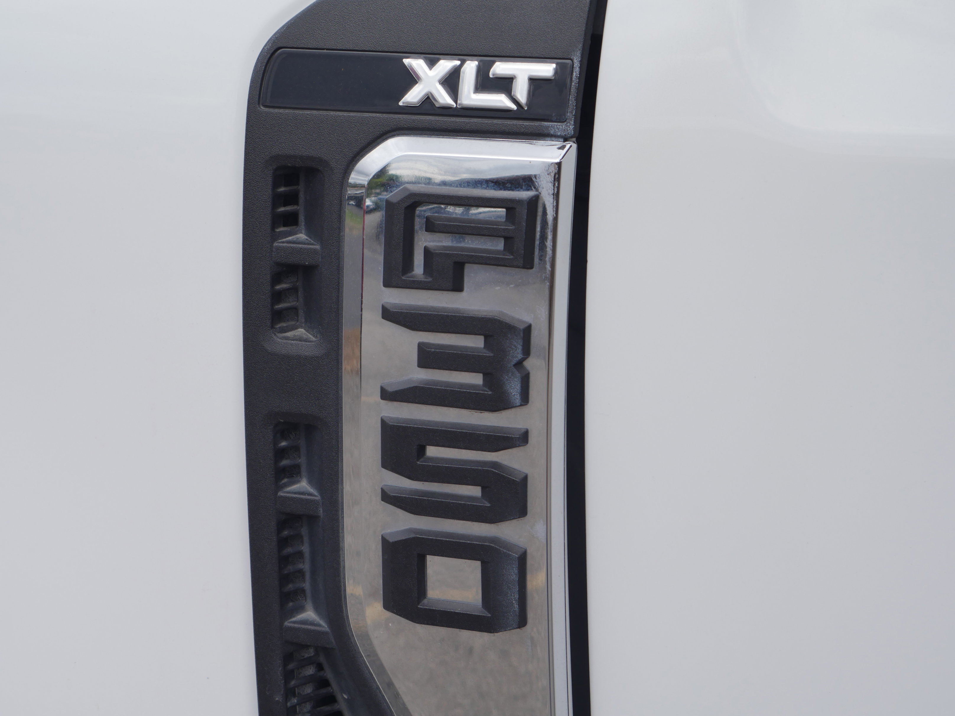 Certified 2024 Ford F350 XLT AWD/4WD image 15