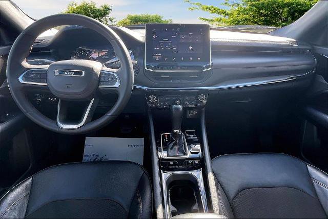Used 2023 Jeep Compass Trailhawk AWD/4WD image 15