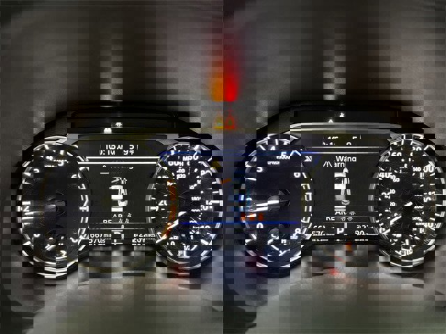 Used 2024 Nissan Altima 2.5 SV image 7