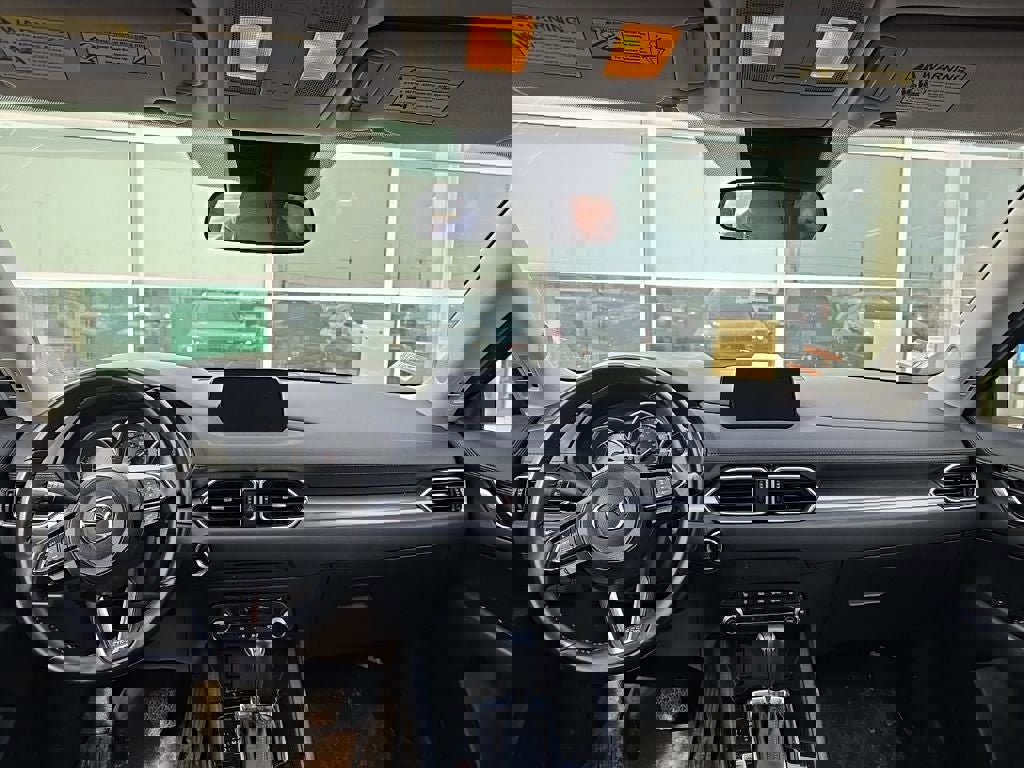 Used 2019 MAZDA CX-5 Touring image 5