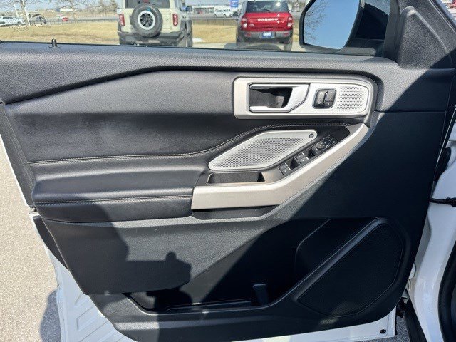 Certified 2023 Ford Explorer Limited w/ Limited Technology Package image 10