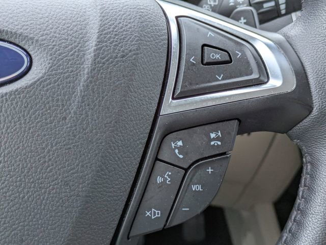 Certified 2023 Ford Edge Titanium w/ Class II Trailer Tow Package image 26