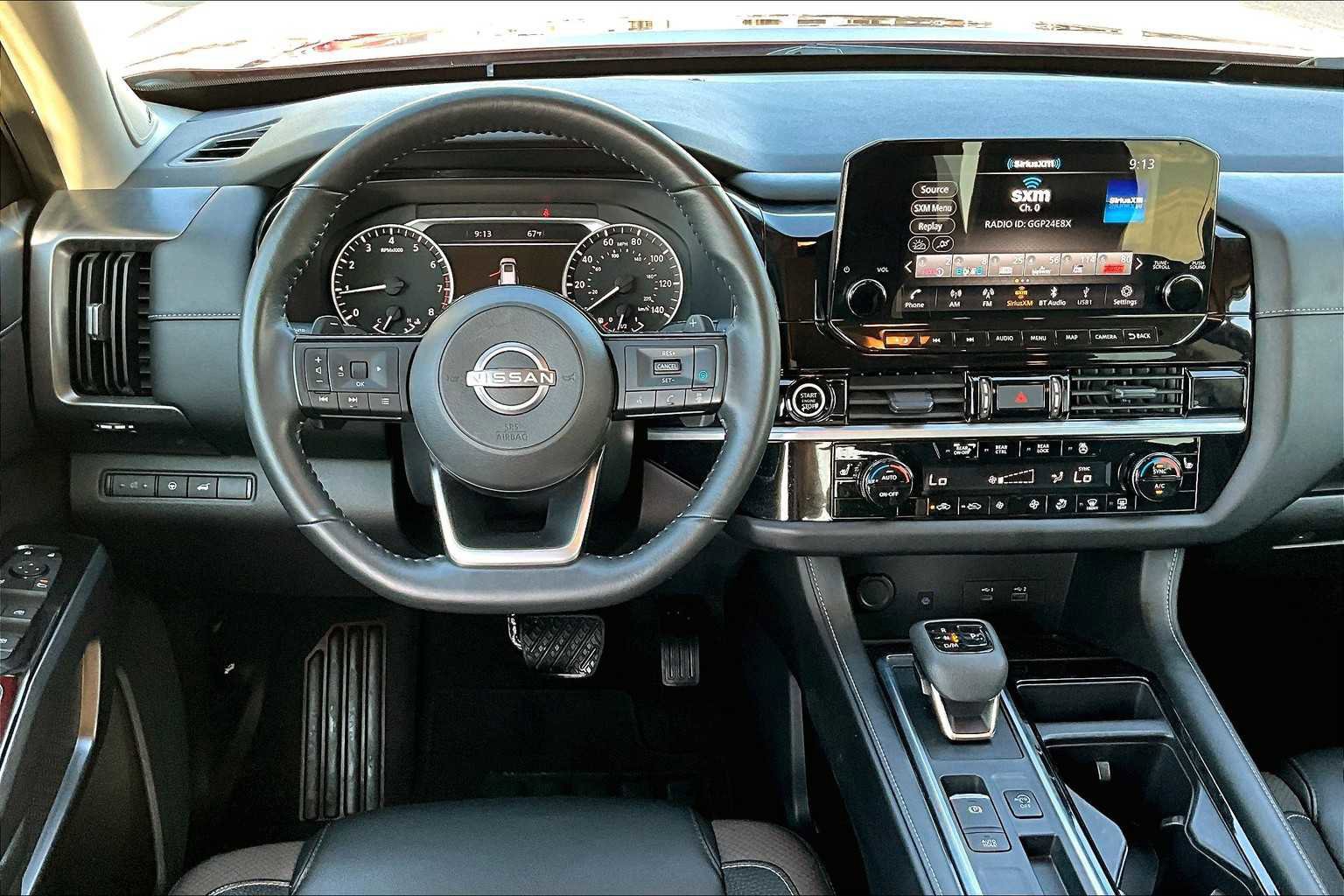 Used 2023 Nissan Pathfinder SL w/ SL Premium Package image 7