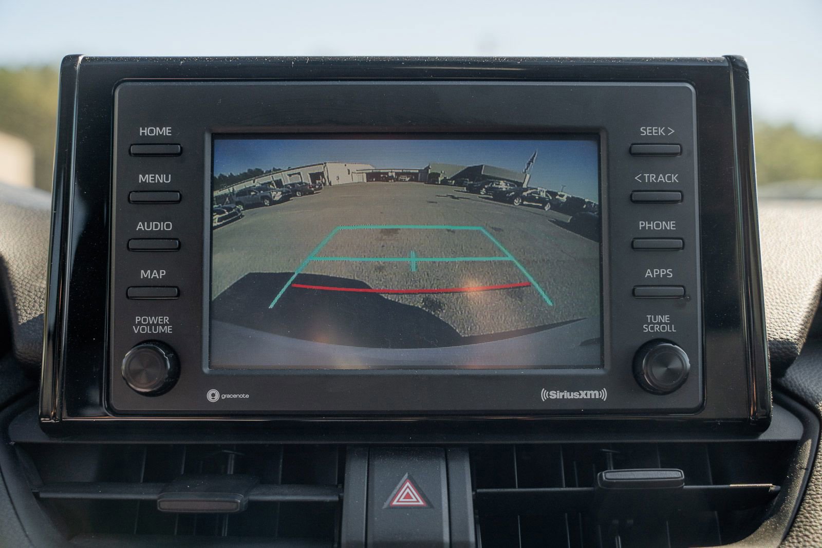 Used 2020 Toyota RAV4 LE FWD image 32