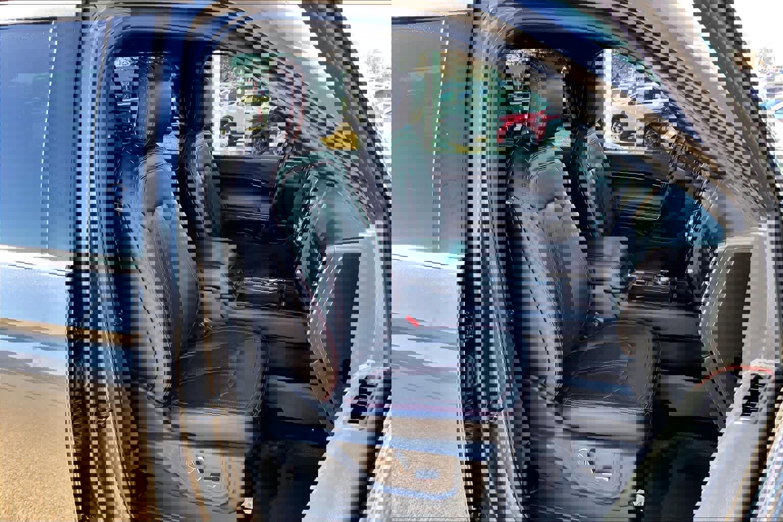 Certified 2020 Ford Expedition Limited w/ Equipment Group 303A image 8