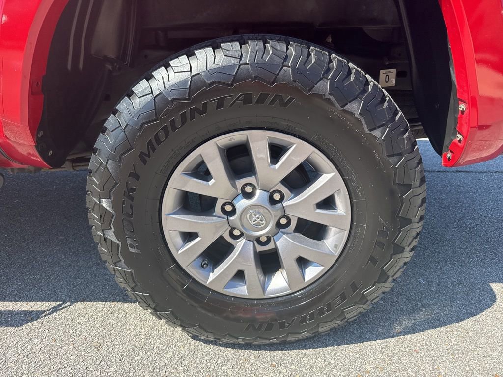 Used 2019 Toyota Tacoma SR5 image 8