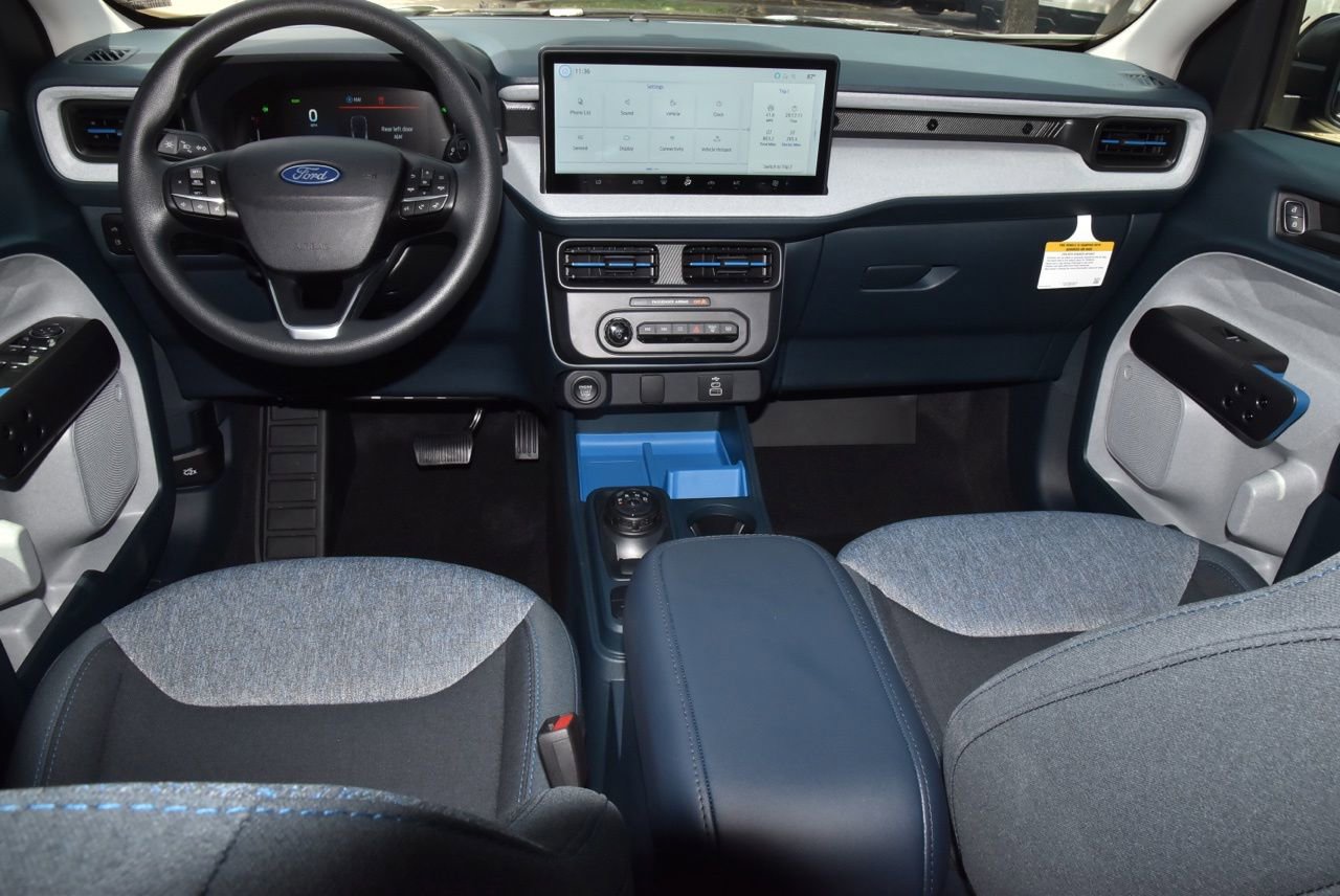 Certified 2026 Ford Maverick XLT FWD image 16